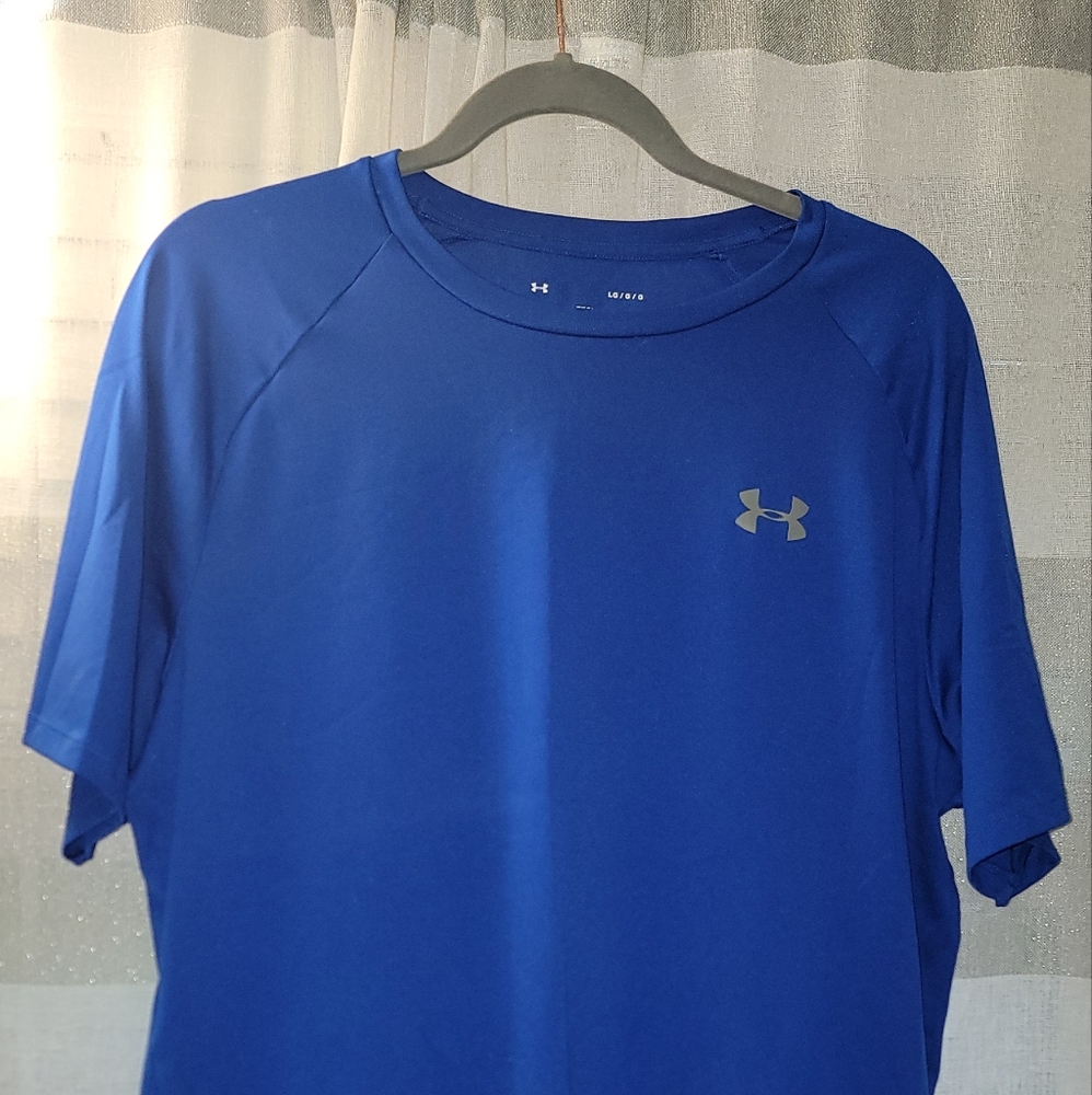 Men's polyester under armour short sleeve shirt